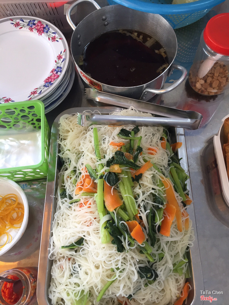 Bún xào chay