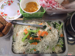 Bún xào chay