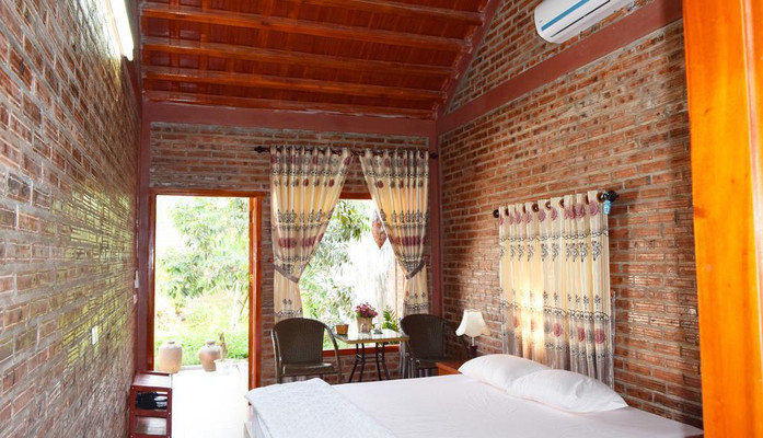 Văn Long Family Homestay