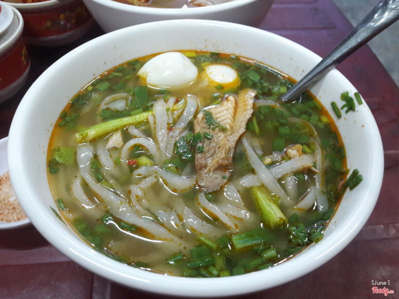 Bánh canh cá lóc