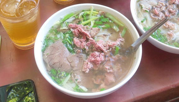 Chị Tám - Phở Bò & Bò Kho