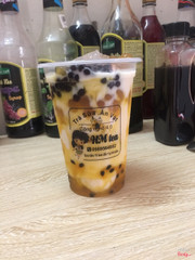 Trà sữa chanh leo nguyên hạt. 22k/1 ly 500ml gồm topping
