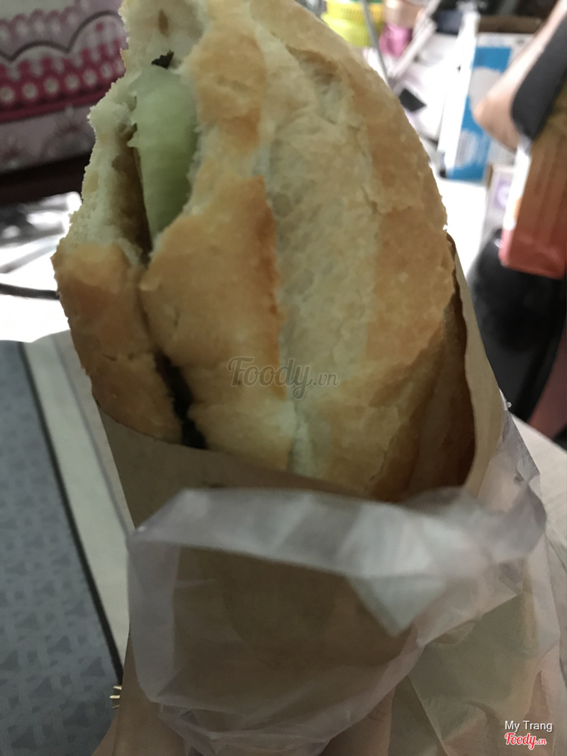 Bánh mì ỉu xìu mềm ko nóng