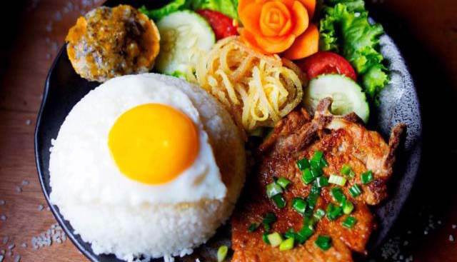 Cơm Tấm Tô Lương - Cơm Sườn & Cơm Gà - Số 20 Ngõ 122 Định Công