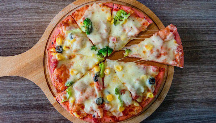 Thế Giới Pizza - Huỳnh Tấn Phát