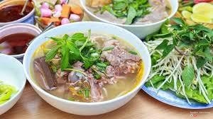 Bún tái chuẩn vị miền trung,mệt mệt làm tô bún bò tái thấy người nó khoẻ liền mấy bạn hỉ.bún bò tái chứ mà mấy bạn miền nam cứ tưởng bún bò quế.😁😁😁