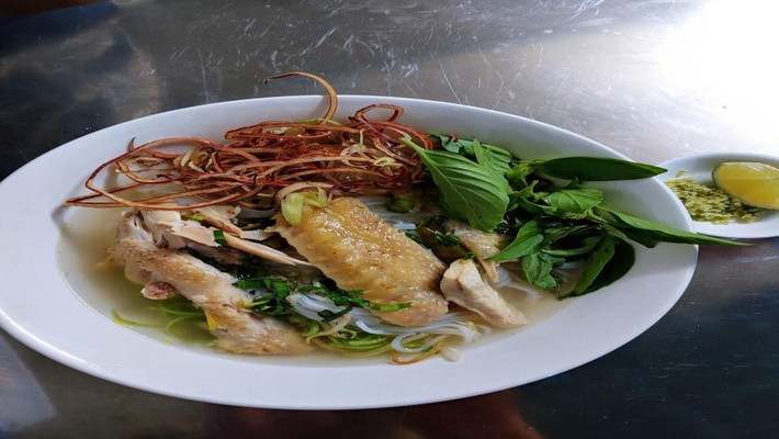 Chị Kiều - Bún Măng & Bún Riêu - Đường 3/2