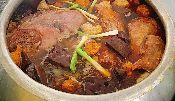 Su Su - Bún Bò, Giò & Chả Huế