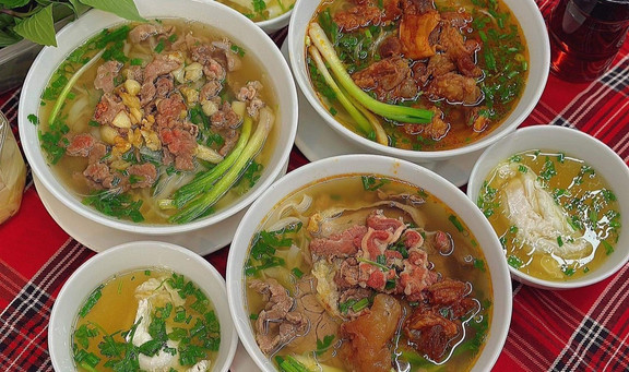 Phở Gà Đông Tảo & Phở Lý Quốc Sư - Đặc Sản Quốc Gia