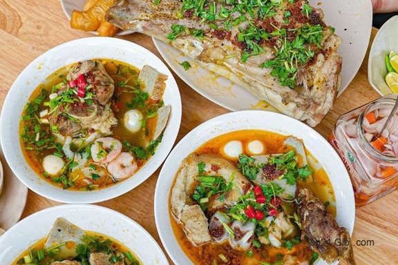 Bánh Canh Xương Má Hàm & Bún Bò - Tiệm Ăn Cô Ba