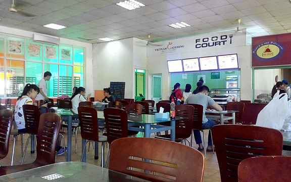 Căn Tin - Trường Đại Học Quốc Tế