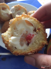 chả giò hải sản bộc sốt 