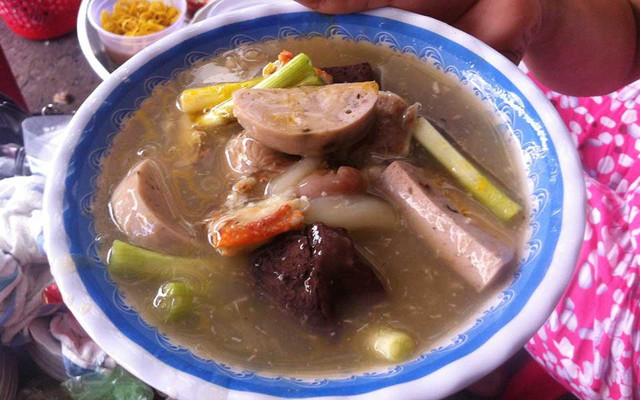 Bánh Canh Cua - Trần Hữu Trang