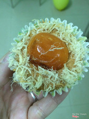 Hôm nay có blan cupcake 🍮 .. Nguyên liệu mỗi cái bánh đều do chính tay mình làm từ A-Z😃..Từ dăm bông xé từng sợi rồi đến muối từng cái trứng .. Khách lấy thì báo mình nha ..  Khách có thể qua nhà mua nge😋 🍮Blan trứng muối ruốc: 30k 🍮Blan pmai ruốc: 35k 🍮Mix 2 loại : 35k Ca ship: 18h ☎️0905001905