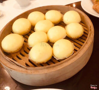 Bánh bao trứng