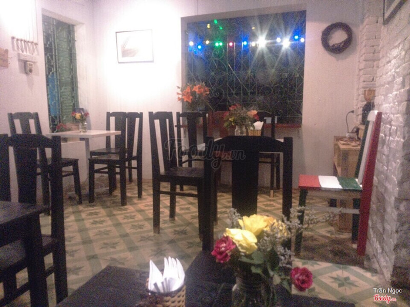 Không gian cổ điển, bé xinh, thoáng đãng