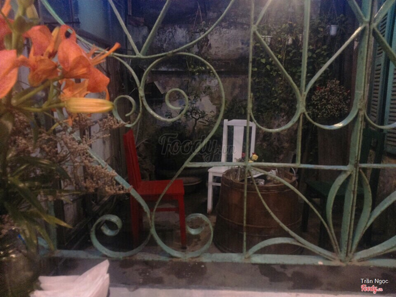 Không gian cổ điển, bé xinh, thoáng đãng