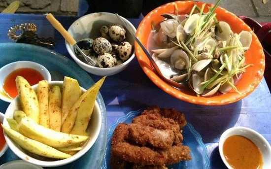 Nhỏ - Ốc Luộc & Trứng Cút Lộn