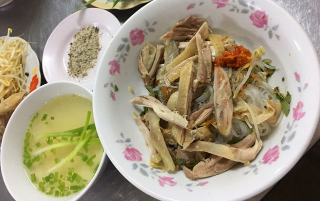 Bún, Cháo & Phở Gà Chọi