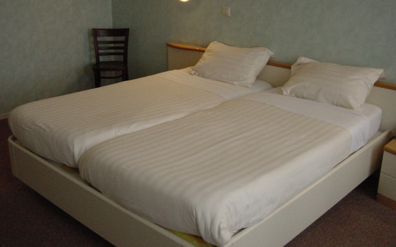 Madam Cúc Hotel
