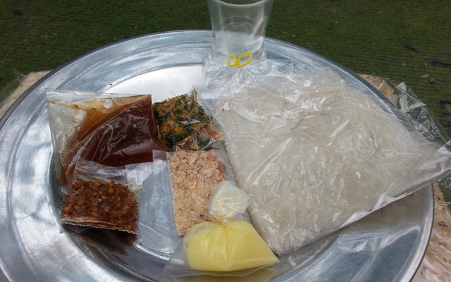 Bánh Tráng Me Tây Ninh - Cư Xá Ngân Hàng