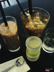 

milk coffee, panna vị matcha, apple tea

