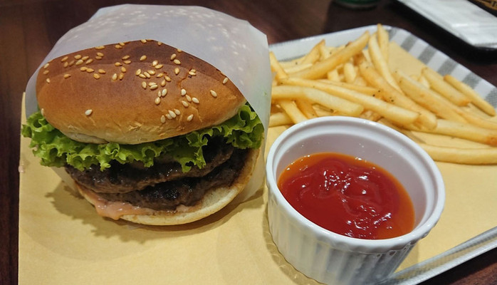Hambuger Nhà Làm