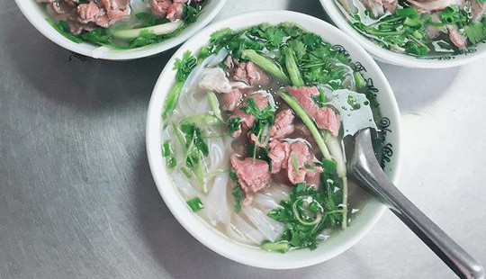 Phở Bò Tứ Hải - Ngõ Văn Chương