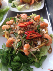 Gỏi Hải sản Khoai môn