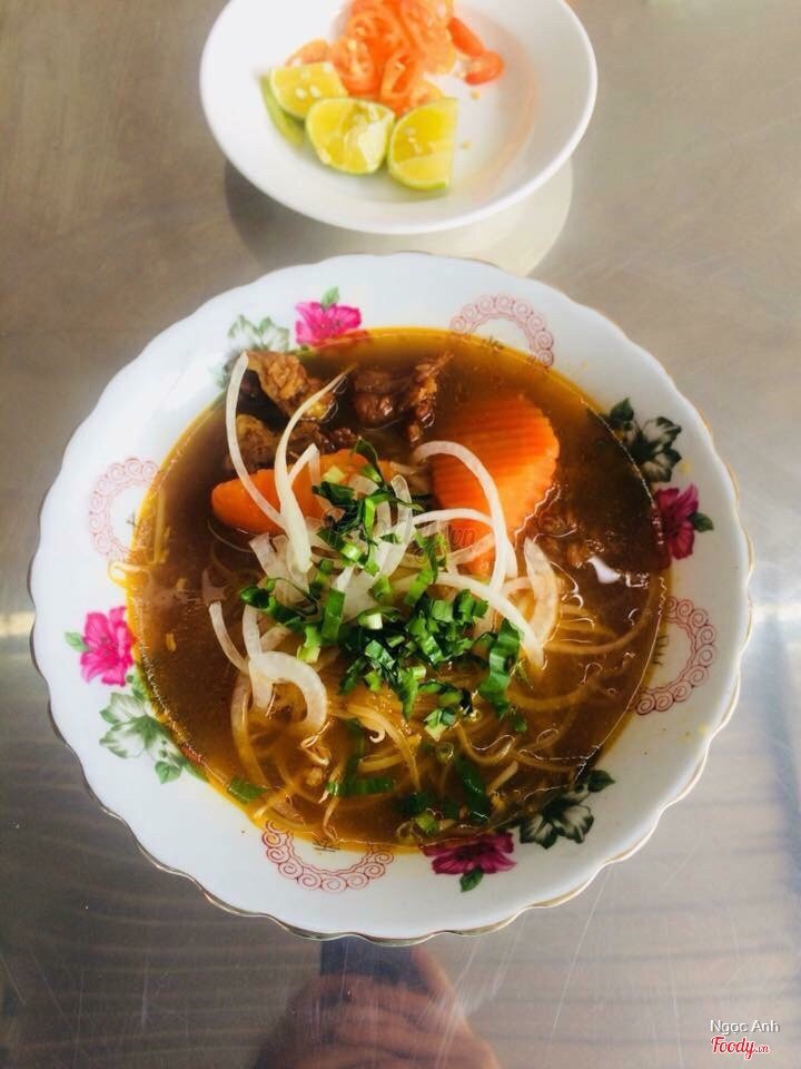 Hủ tiếu bò kho