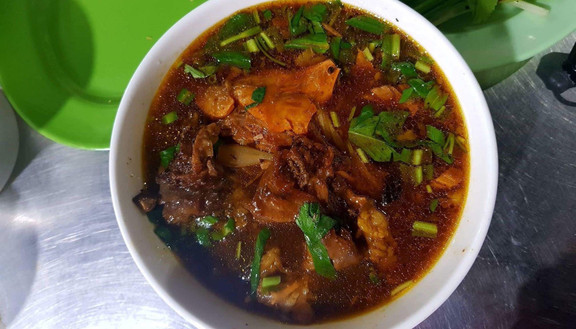 Quán Linh - Bún Bò Huế & Bò Kho