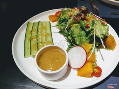 Salad mùa xuân