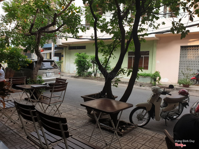 Không gian chỗ ngồi ngoài trời.