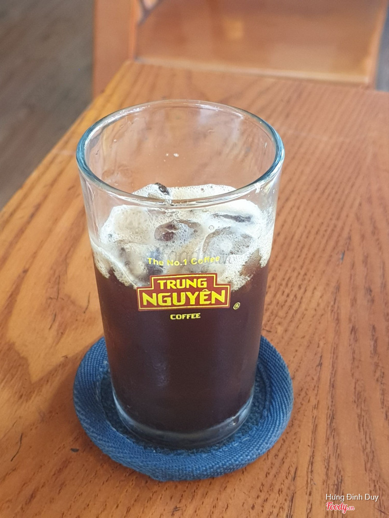 Cà phê đen đá.
