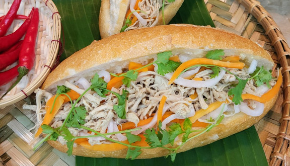 Bánh Mì Gà Uyên Vy - Nguyễn Thị Minh Khai 