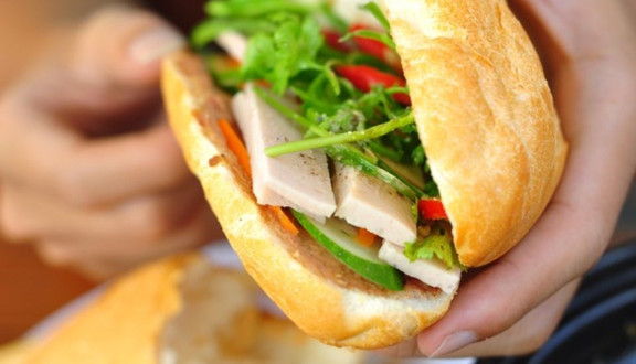 Say Bánh Mì