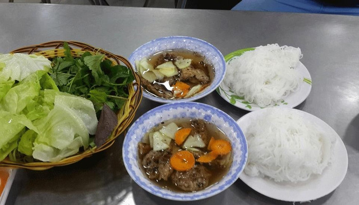 Bánh Cuốn & Bún Chả Hà Nội - Chung Cư Trường An