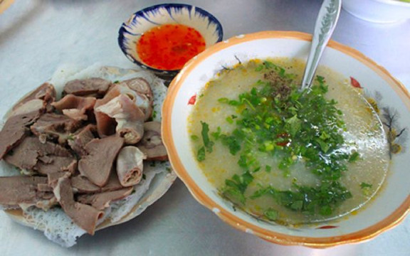 Cháo Lòng Bánh Hỏi Chị Diệp - Mê Linh