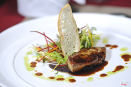 món gan ngỗng áp chảo chứ danh