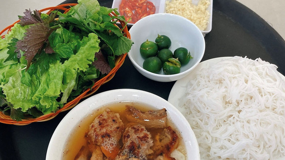 Bún Chả, Bún Đậu Mắm Tôm 3 Làng - Trà Tranh & Trà Tắc - Kiều Mai