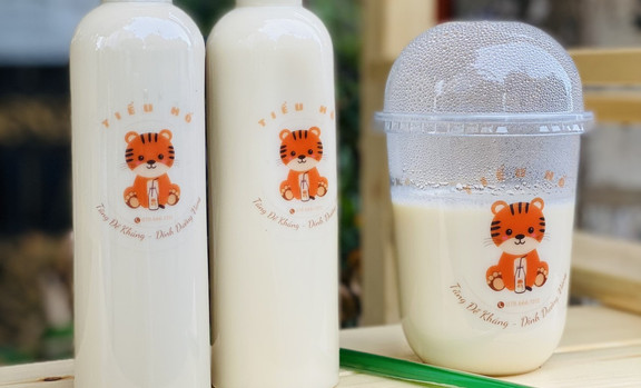 Tiểu Hổ Milk - Sữa Đậu Nành & Sữa Mè Đen