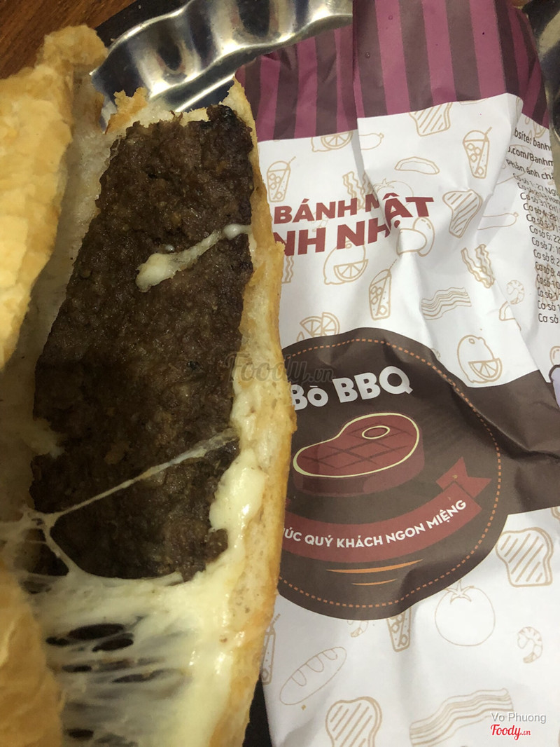 Bánh ko rau, ko sốt, pho mai dính 1 tí ti. Thật kinh khủng