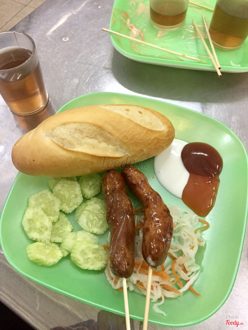 Bánh mì lạp sườn