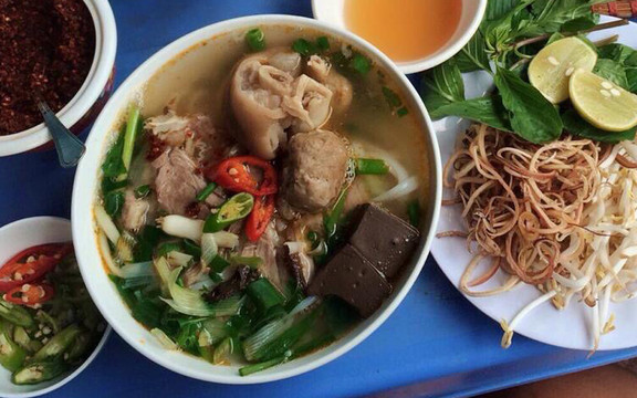 Bà Mai - Bún Bò Giò Heo