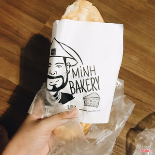 Bánh mì bò phô mai