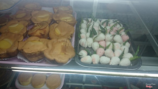 Bánh phục linh (màu trắng)