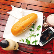 Bánh mì xá xíu/gà quay 12k