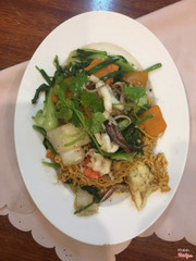 mì xào hải sản