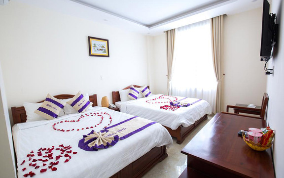 Bellav Hotel