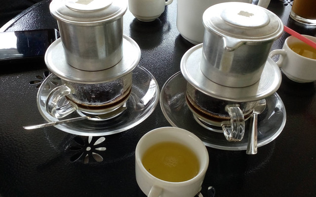 Giọt Sương Cafe - Chung Cư Tôn Thất Thuyết